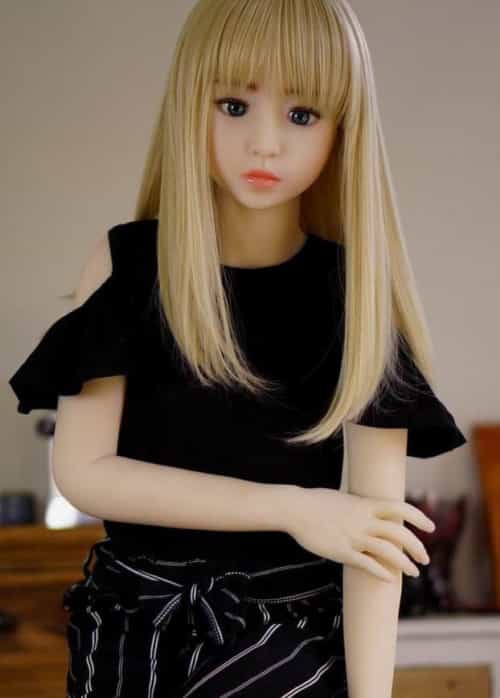 实体娃娃 DollHouse168 128cm 平胸ら Molly (B工場製) 